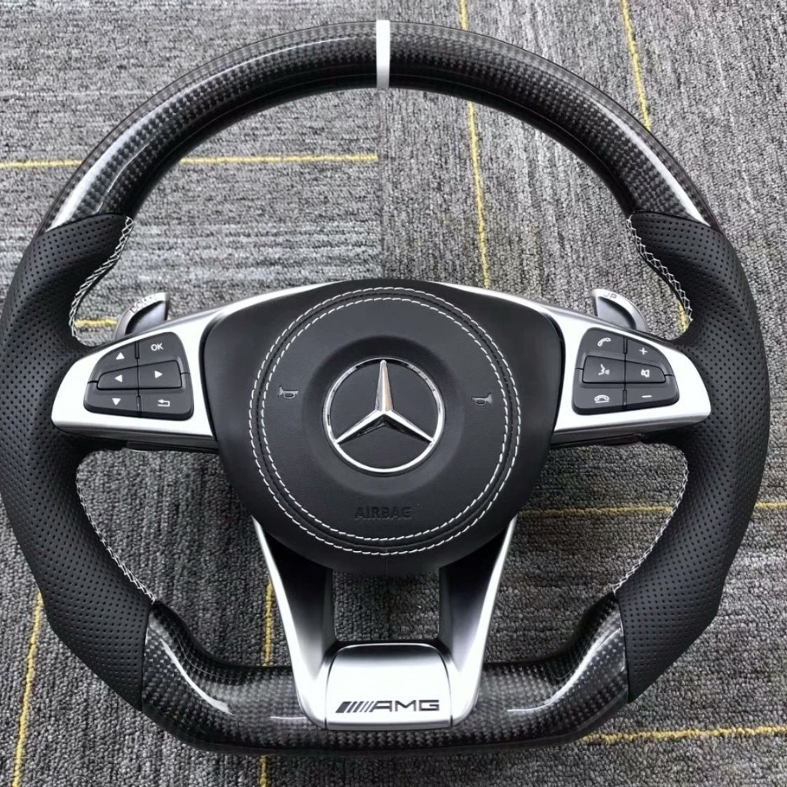 Adaptation for Mercedes-Benz C-Class C205, 213 V260, E200 Wuling steering wheel cover, horn cover modification, upgrade to leather material
