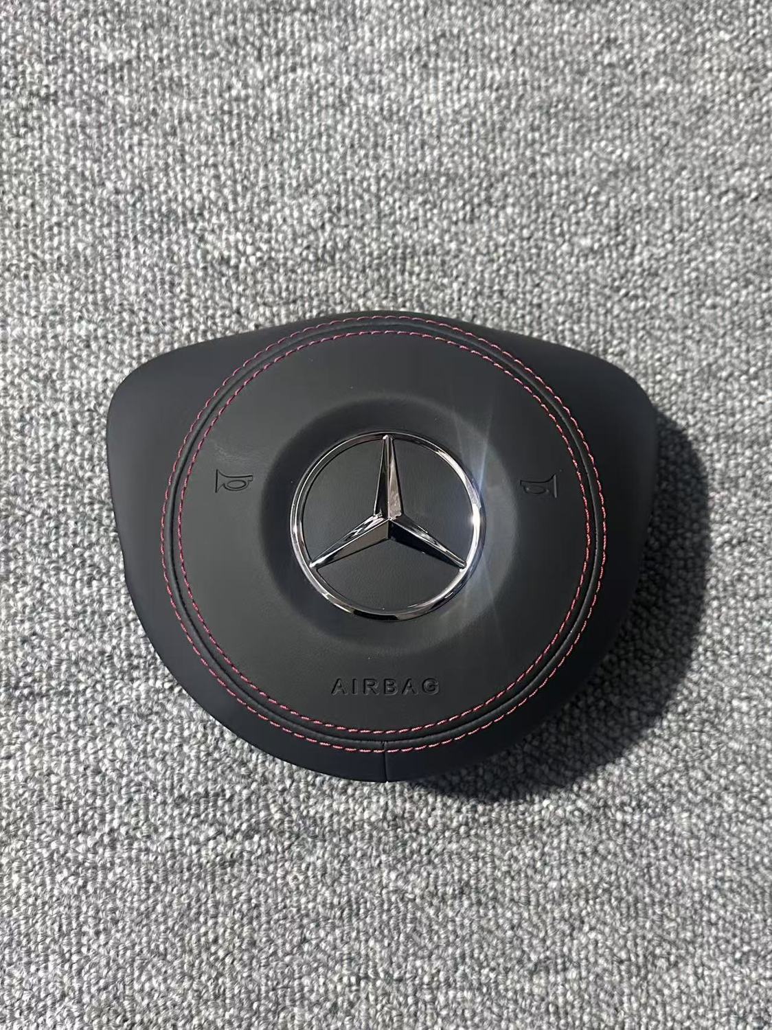 Adaptation for Mercedes-Benz C-Class C205, 213 V260, E200 Wuling steering wheel cover, horn cover modification, upgrade to leather material