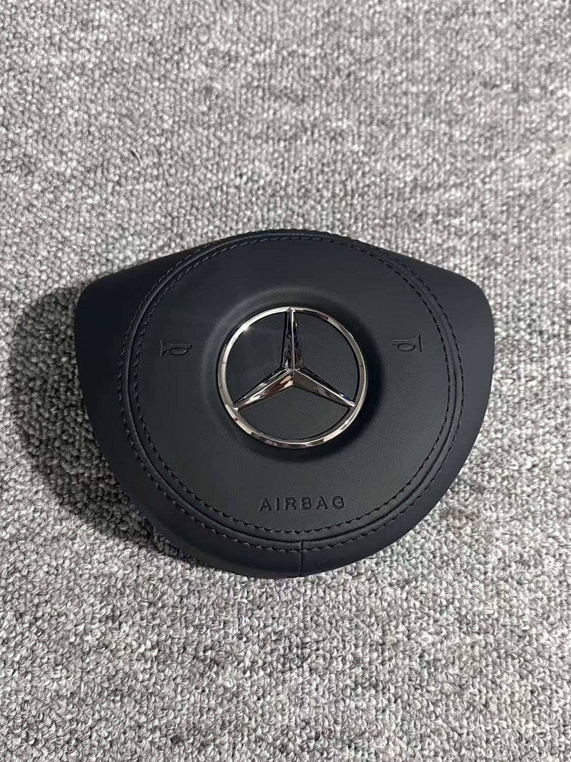 Adaptation for Mercedes-Benz C-Class C205, 213 V260, E200 Wuling steering wheel cover, horn cover modification, upgrade to leather material