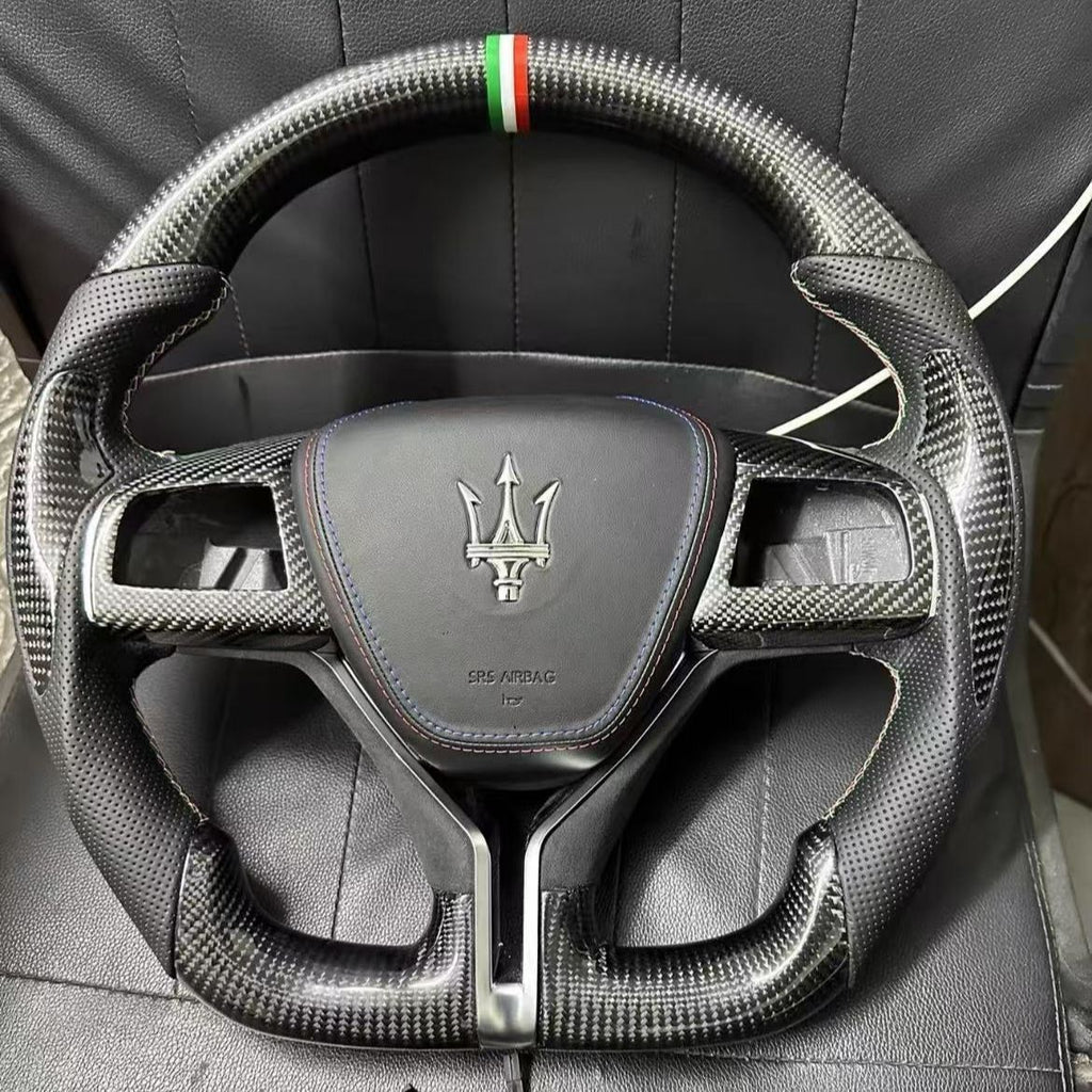 Applicable for customized steering wheel cover plates and horn covers of Maserati. Made of genuine leather imported suede. Factory direct sale.