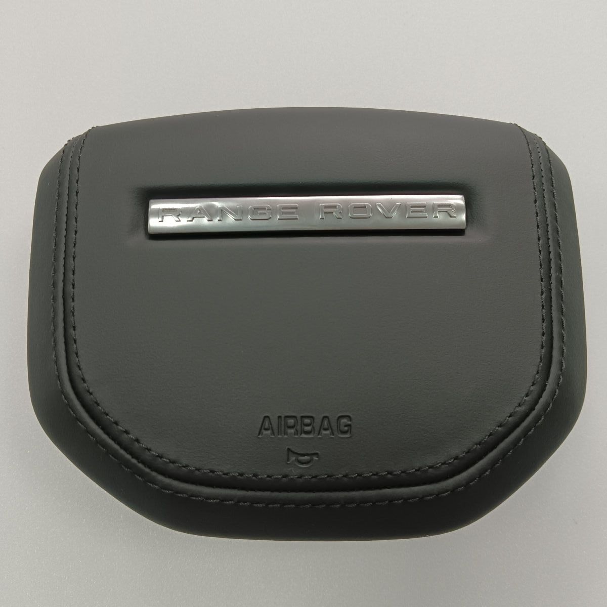 Customized and adapted steering wheel cover plate for Land Rover Range Rover Discovery, Range Rover Evoque, Aurora, Defender with genuine leather and new speaker cover.