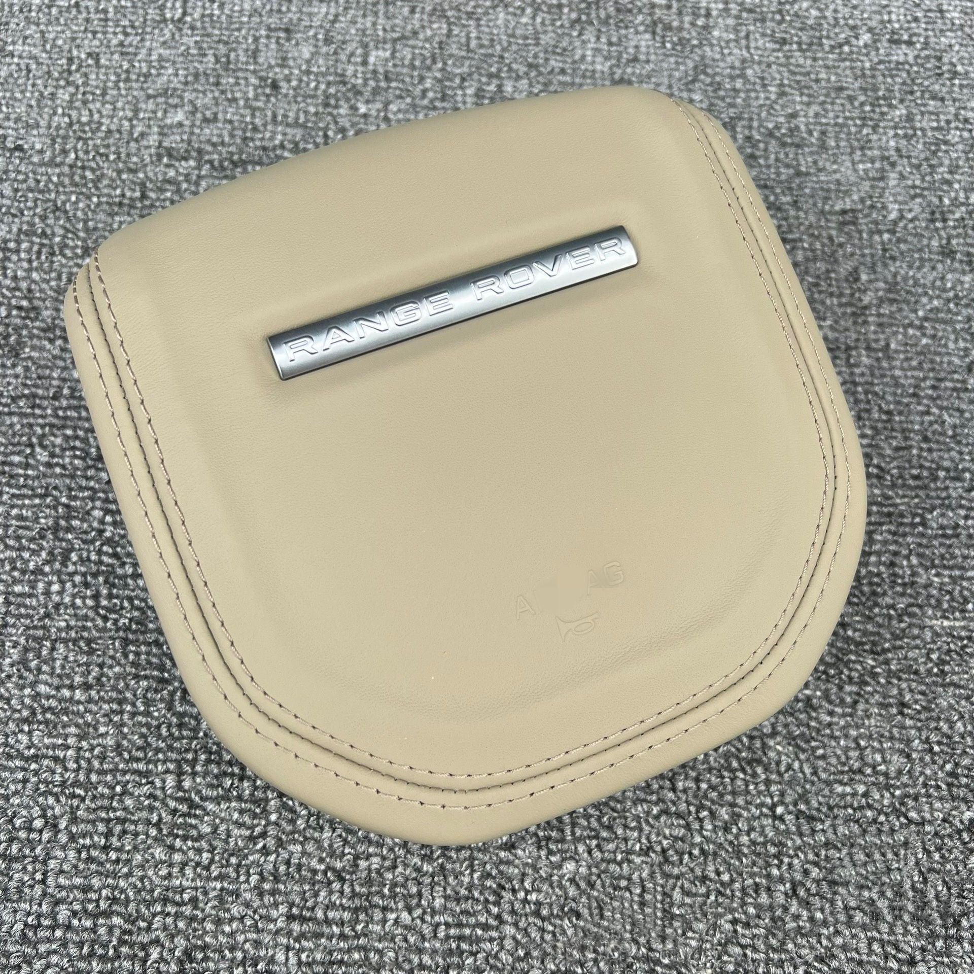 Customized and adapted steering wheel cover plate for Land Rover Range Rover Discovery, Range Rover Evoque, Aurora, Defender with genuine leather and new speaker cover.
