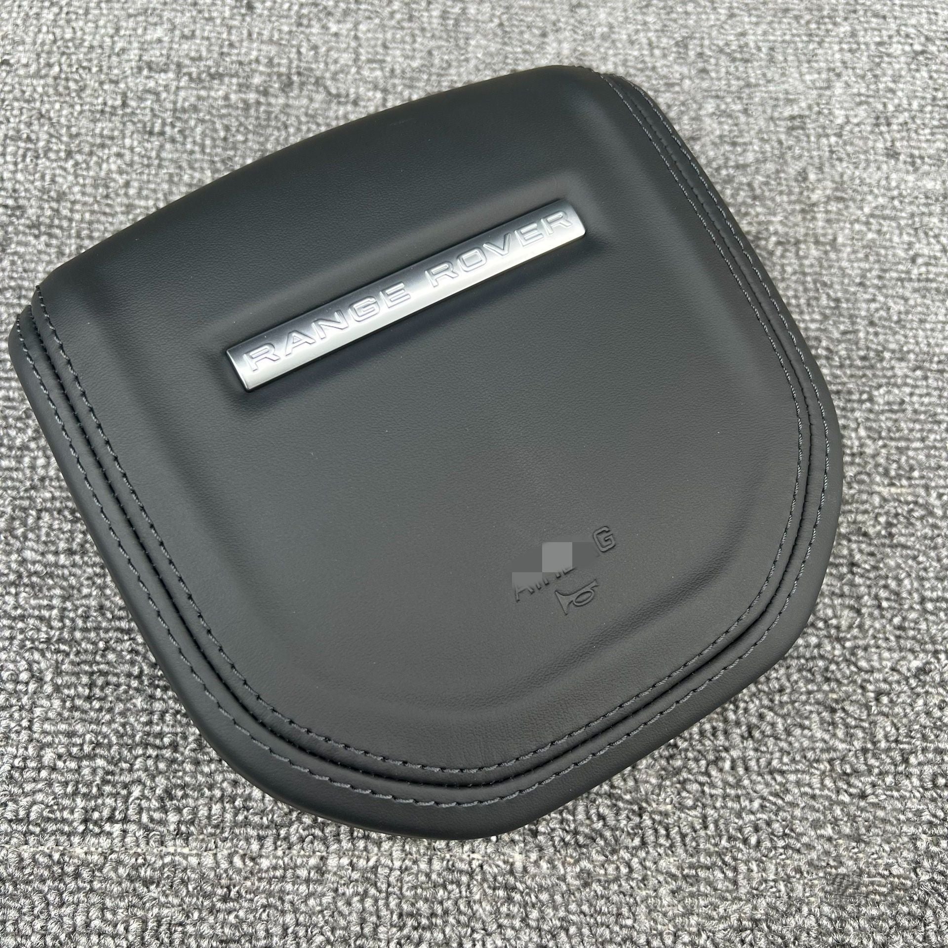 Customized and adapted steering wheel cover plate for Land Rover Range Rover Discovery, Range Rover Evoque, Aurora, Defender with genuine leather and new speaker cover.